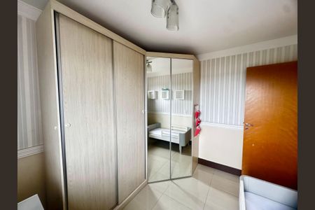 Apartamento à venda com 56m², 2 quartos e 1 vagaQuarto 2