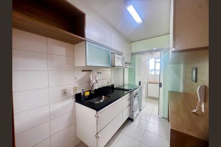 Apartamento à venda com 56m², 2 quartos e 1 vagaCozinha