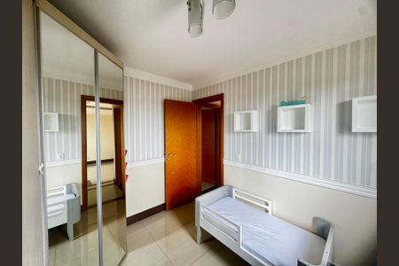 Apartamento à venda com 56m², 2 quartos e 1 vagaQuarto 2