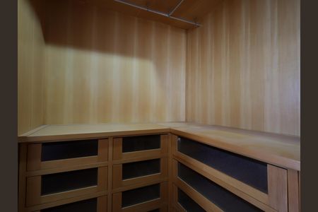 Apartamento para alugar com 92m², 3 quartos e 2 vagasCloset do quarto 2