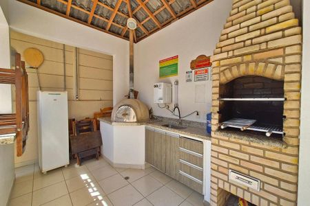 Apartamento para alugar com 50m², 2 quartos e 1 vagaÁrea comum - Churrasqueira