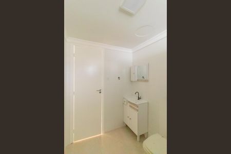 Apartamento para alugar com 80m², 3 quartos e sem vaga Apartamento para alugar com 80m², 3 quartos e sem vagaBanheiro Social