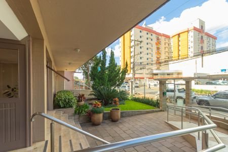 Apartamento para alugar com 80m², 3 quartos e sem vaga Apartamento para alugar com 80m², 3 quartos e sem vagaHall social