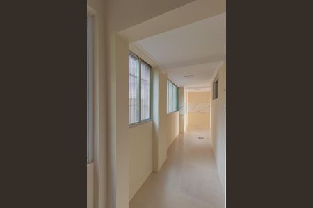 Apartamento para alugar com 80m², 3 quartos e sem vaga Apartamento para alugar com 80m², 3 quartos e sem vagaCozinha e Área de Serviço