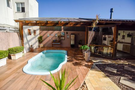 Casa para alugar com 245m², 4 quartos e 3 vagasÁrea comum - Piscina