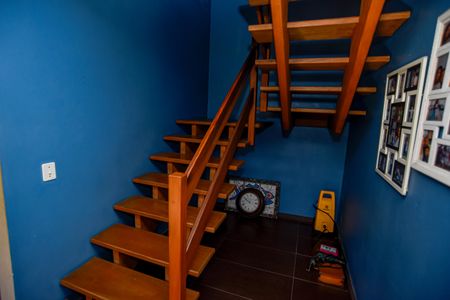 Casa para alugar com 245m², 4 quartos e 3 vagasÁrea da escada