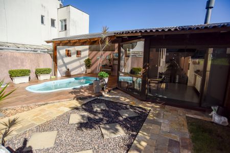 Casa para alugar com 245m², 4 quartos e 3 vagasÁrea comum - Piscina