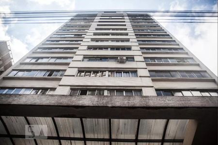 Apartamento para alugar com 55m², 1 quarto e sem vaga Apartamento para alugar com 55m², 1 quarto e sem vagaFachada