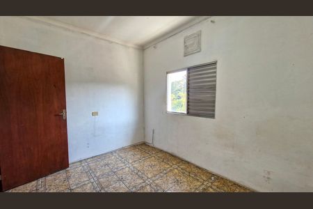 Quarto 2 de casa para alugar com 2 quartos, 120m² em Jardim Souza, São Paulo