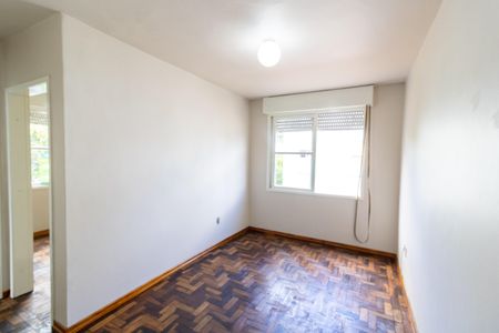 Sala de apartamento para alugar com 1 quarto, 43m² em Partenon, Porto Alegre