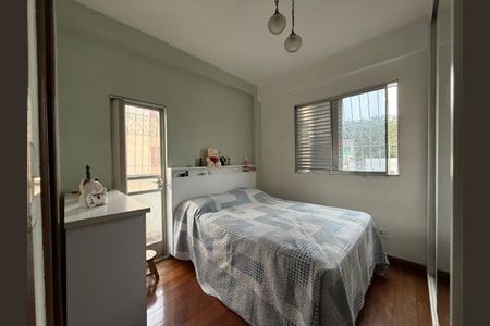 Apartamento à venda com 3 quartos, 82m² em Santa Tereza, Belo Horizonte