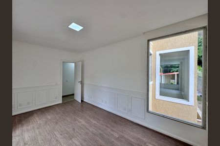 Casa à venda com 600m², 4 quartos e 7 vagasQuarto