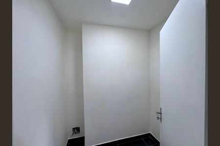 Casa à venda com 600m², 4 quartos e 7 vagasCozinha - Despensa