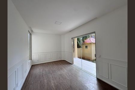 Casa à venda com 600m², 4 quartos e 7 vagasQuarto