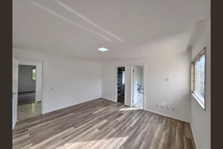 Casa à venda com 600m², 4 quartos e 7 vagasSuíte 3