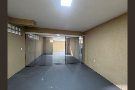 Casa à venda com 600m², 4 quartos e 7 vagasGaragem - Quarto