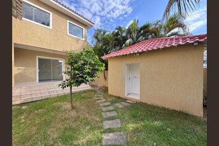 Casa à venda com 600m², 4 quartos e 7 vagasÁrea externa