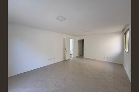 Casa à venda com 600m², 4 quartos e 7 vagasSuíte 1