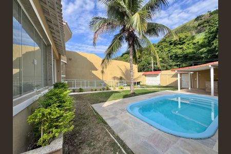 Casa à venda com 600m², 4 quartos e 7 vagasÁrea externa