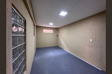 Casa à venda com 600m², 4 quartos e 7 vagasGaragem - Quarto 1
