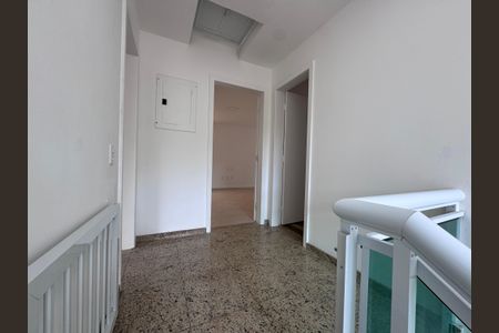 Casa à venda com 600m², 4 quartos e 7 vagasHall Íntimo