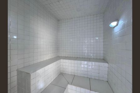 Casa à venda com 600m², 4 quartos e 7 vagasÁrea externa - Sauna