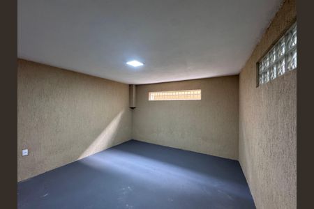 Casa à venda com 600m², 4 quartos e 7 vagasGaragem - Quarto