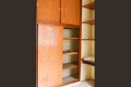 Casa de condomínio à venda com 58m², 2 quartos e 1 vagaEscritório 2º Pavimento