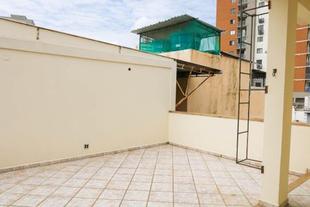Casa de condomínio à venda com 58m², 2 quartos e 1 vagaTerraço