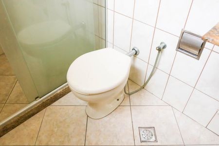 Casa de condomínio à venda com 58m², 2 quartos e 1 vagaBanheiro do  2º Pavimento