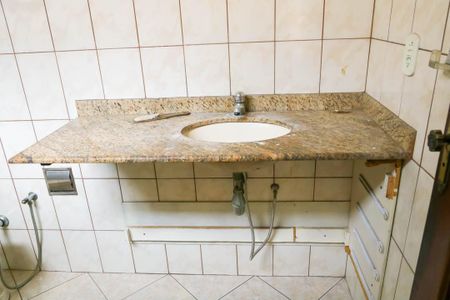 Casa de condomínio à venda com 58m², 2 quartos e 1 vagaBanheiro do  2º Pavimento