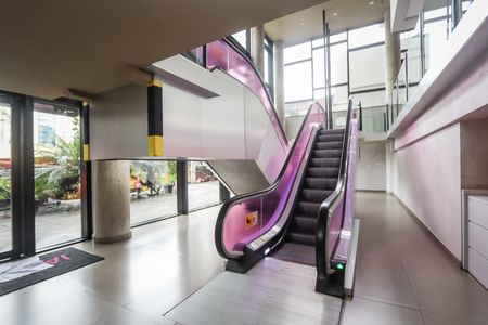 Studio para alugar com 28m², 1 quarto e 1 vaga Studio para alugar com 28m², 1 quarto e 1 vagaPortaria
