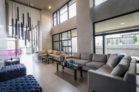 Studio para alugar com 28m², 1 quarto e 1 vaga Studio para alugar com 28m², 1 quarto e 1 vagaHall de Entrada