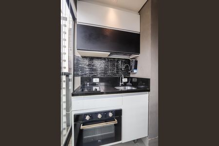 Studio para alugar com 28m², 1 quarto e 1 vaga Studio para alugar com 28m², 1 quarto e 1 vagaVaranda / Cozinha
