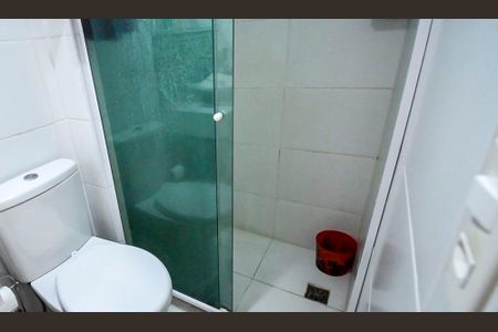 Apartamento à venda com 69m², 3 quartos e 1 vaga Apartamento à venda com 69m², 3 quartos e 1 vagaBanheiro Social