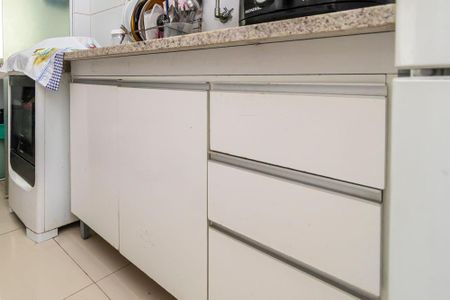 Apartamento à venda com 69m², 3 quartos e 1 vaga Apartamento à venda com 69m², 3 quartos e 1 vagaCozinha - Armários