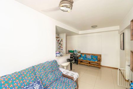 Apartamento à venda com 69m², 3 quartos e 1 vaga Apartamento à venda com 69m², 3 quartos e 1 vagaSala