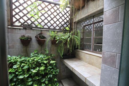 Casa à venda com 100m², 2 quartos e sem vagaarea verde