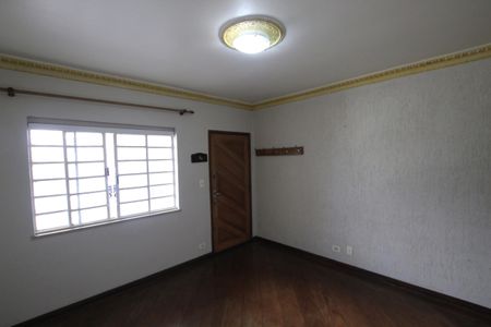 Casa à venda com 100m², 2 quartos e sem vagaSala