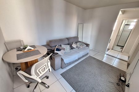 Sala de apartamento para alugar com 2 quartos, 48m² em Jardim Gramacho, Duque de Caxias