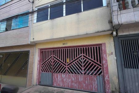 Casa para alugar com 92m², 1 quarto e sem vagaFachada