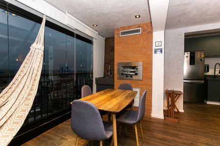 Apartamento à venda com 62m², 1 quarto e 1 vaga Apartamento à venda com 62m², 1 quarto e 1 vagaVaranda Gourmet