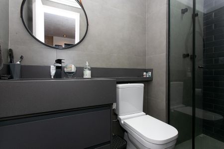 Apartamento à venda com 62m², 1 quarto e 1 vaga Apartamento à venda com 62m², 1 quarto e 1 vagaBanheiro da Suíte