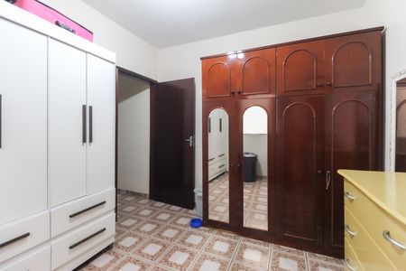Casa para alugar com 180m², 3 quartos e 2 vagas Casa para alugar com 180m², 3 quartos e 2 vagasQuarto 1