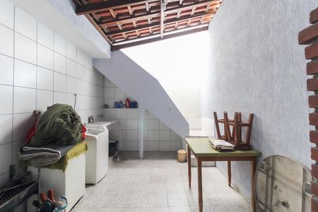 Casa para alugar com 180m², 3 quartos e 2 vagas Casa para alugar com 180m², 3 quartos e 2 vagasÁrea de Serviço - Churrasqueira