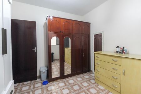 Casa para alugar com 180m², 3 quartos e 2 vagas Casa para alugar com 180m², 3 quartos e 2 vagasQuarto 1