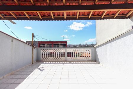 Casa para alugar com 180m², 3 quartos e 2 vagas Casa para alugar com 180m², 3 quartos e 2 vagasVaranda da Suíte