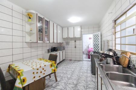 Casa para alugar com 180m², 3 quartos e 2 vagas Casa para alugar com 180m², 3 quartos e 2 vagasCozinha