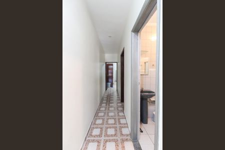 Casa para alugar com 180m², 3 quartos e 2 vagas Casa para alugar com 180m², 3 quartos e 2 vagasCorredor