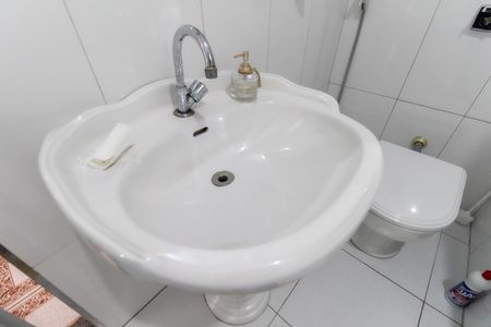 Casa para alugar com 180m², 3 quartos e 2 vagas Casa para alugar com 180m², 3 quartos e 2 vagasBanheiro da Suíte